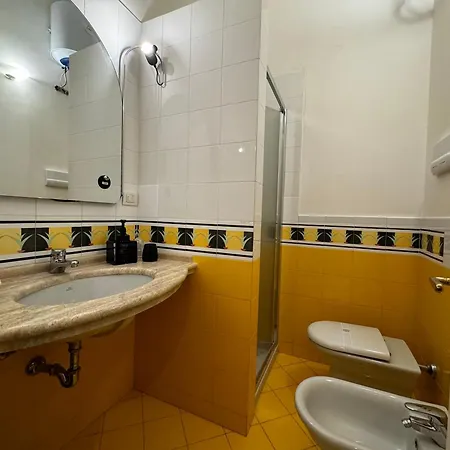 Executive - Marea Collection