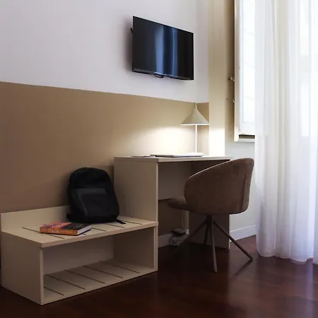 Executive - Marea Collection